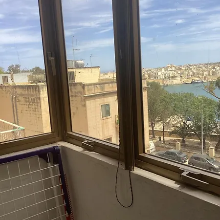 Dom wakacyjny Door Nine -townhouse With Harbour Views