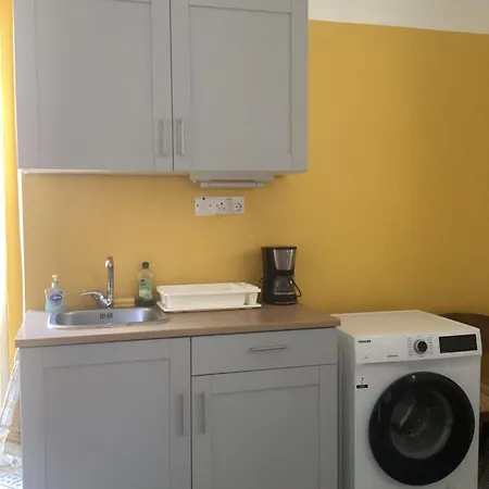 Door Nine -townhouse With Harbour Views Il-Furjana