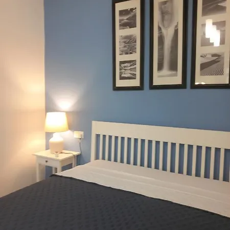 Door Nine -townhouse With Harbour Views