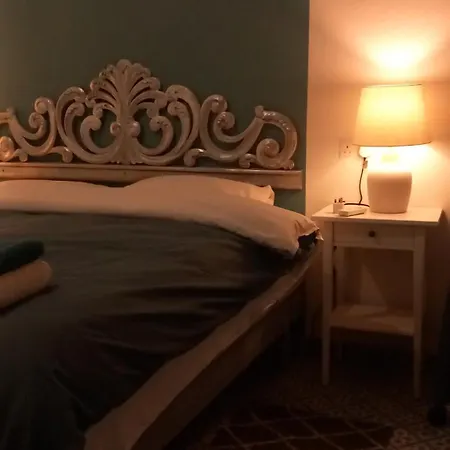 Door Nine -townhouse With Harbour Views * Il-Furjana