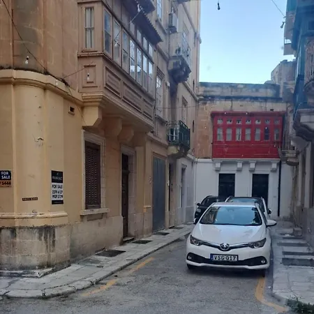 Door Nine -townhouse With Harbour Views