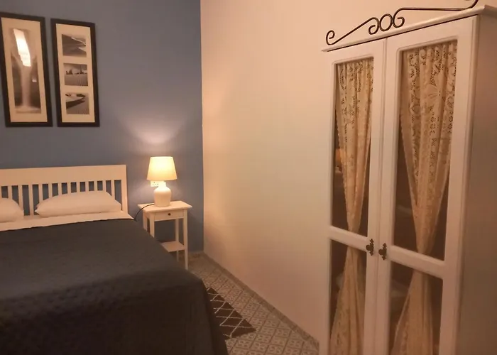 Door Nine -townhouse With Harbour Views * Floriana