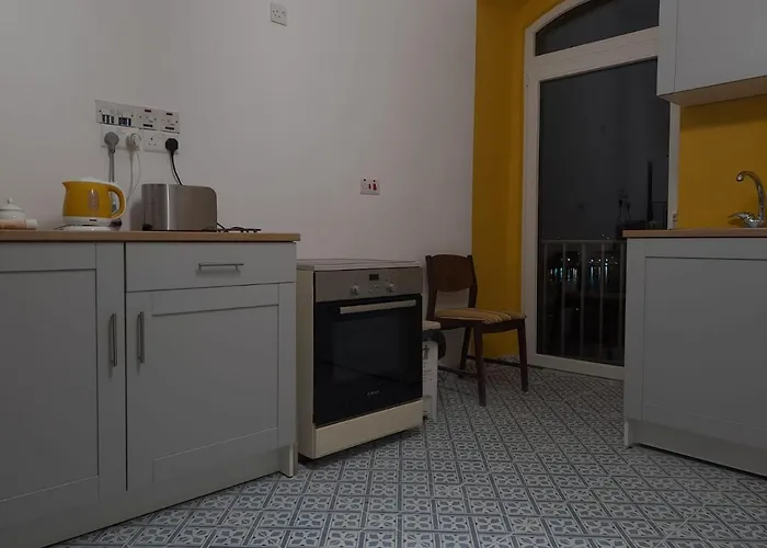 Door Nine -townhouse With Harbour Views Floriana