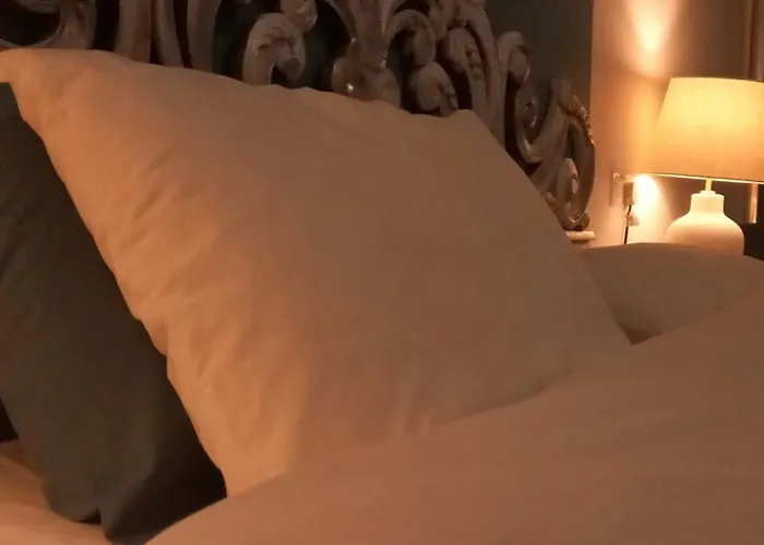 Door Nine -townhouse With Harbour Views Floriana